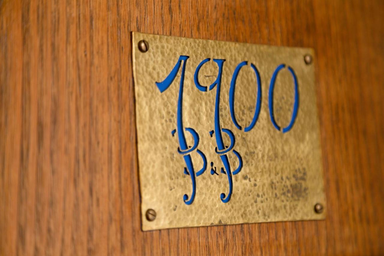 1900 B&B ตาราสซา ภายนอก รูปภาพ